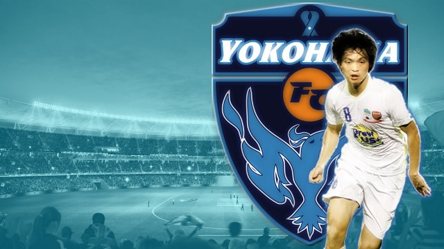 Nguyễn Tuấn Anh thi đấu trong màu áo Yokohama FC