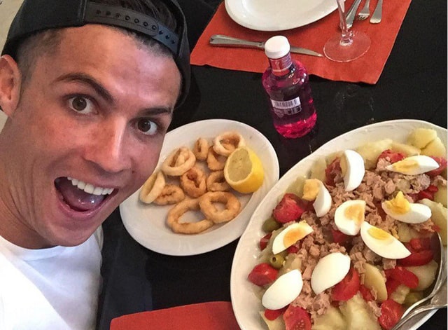 Chế độ ăn của ngôi sao Ronaldo