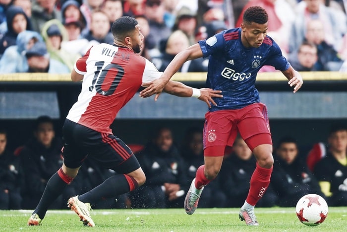 Ajax với Feyenoord